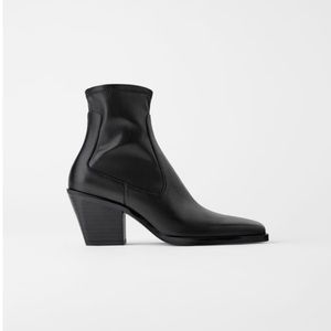 LEATHER HEELED SQUARE TOE COWBOY ANKLE BOOTS